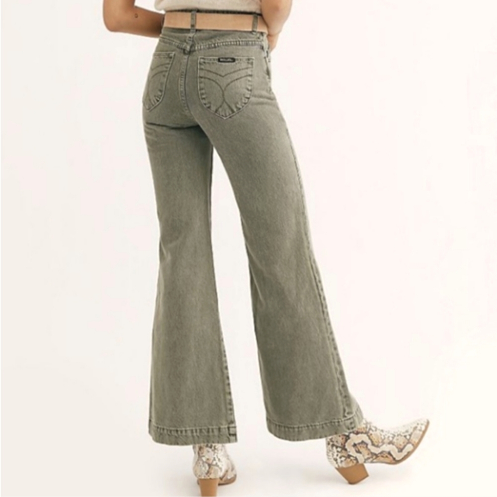 Rolla's Eastcoast Flare High Rise Jeans